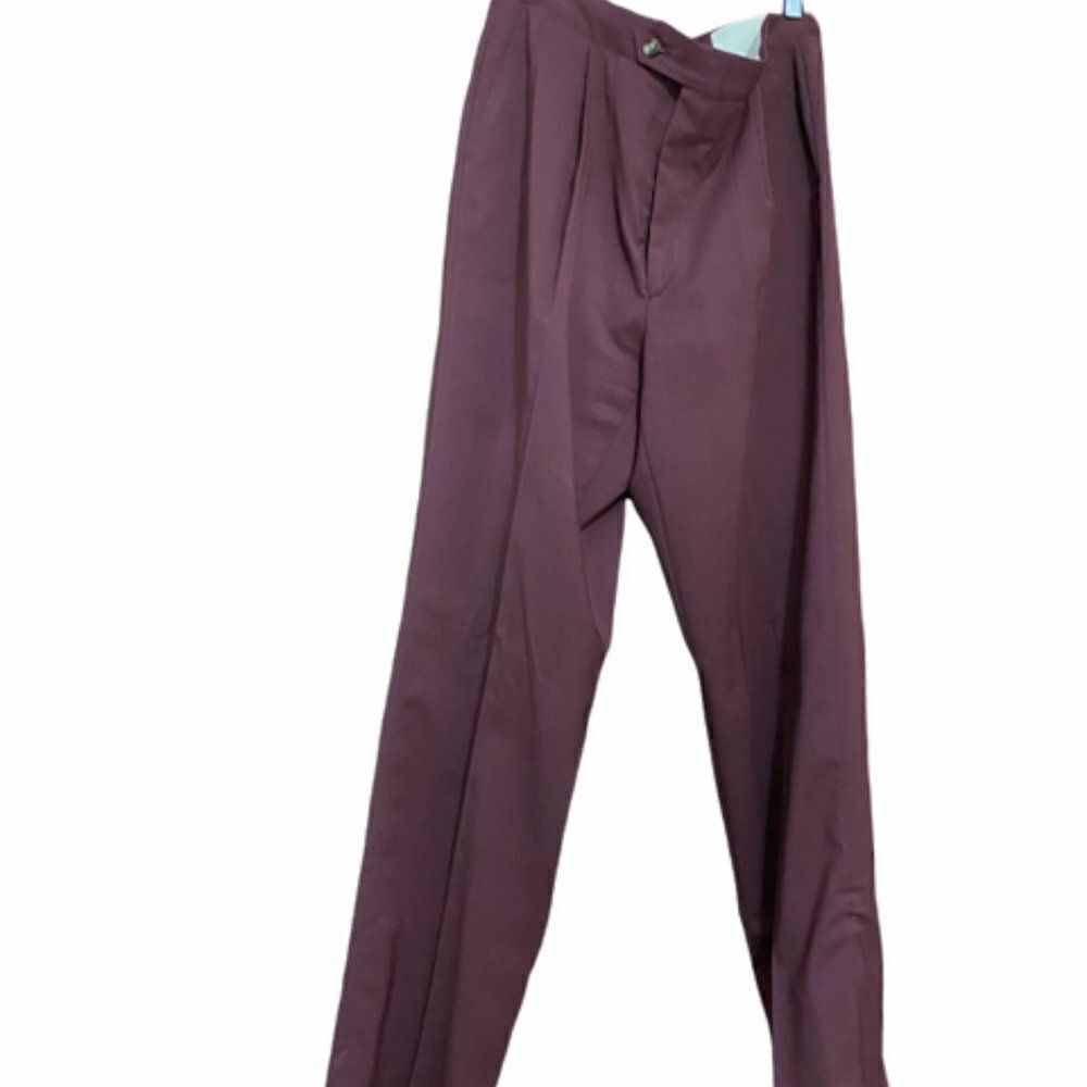 Sansabelt burgundy slack, size 34